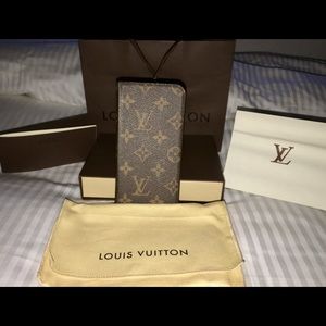 💯Authentic Louis Vuitton IPHONE 6 PLUS FOLIO.